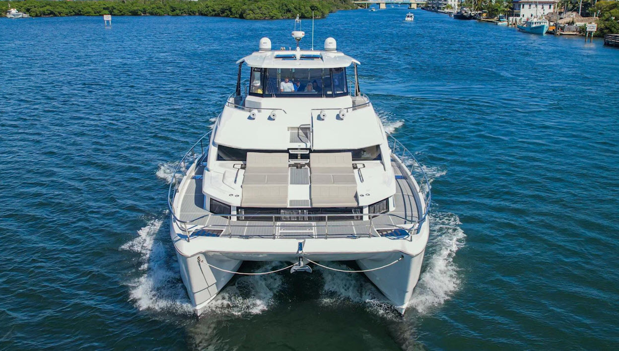 aquila power catamaran for bahamas