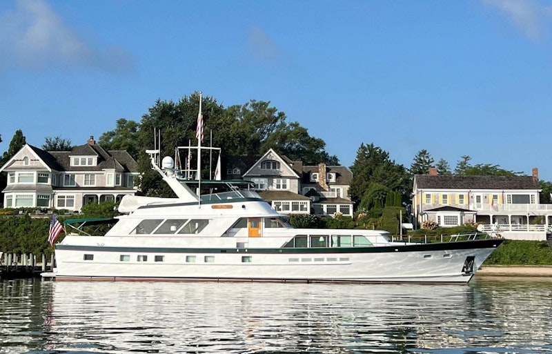 burger 91 motor yacht for sale in july 2025