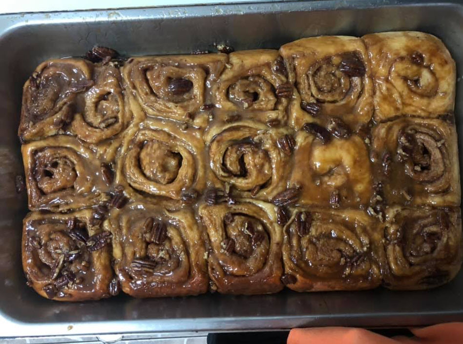 cinnamon rolls at willies on elbow cay