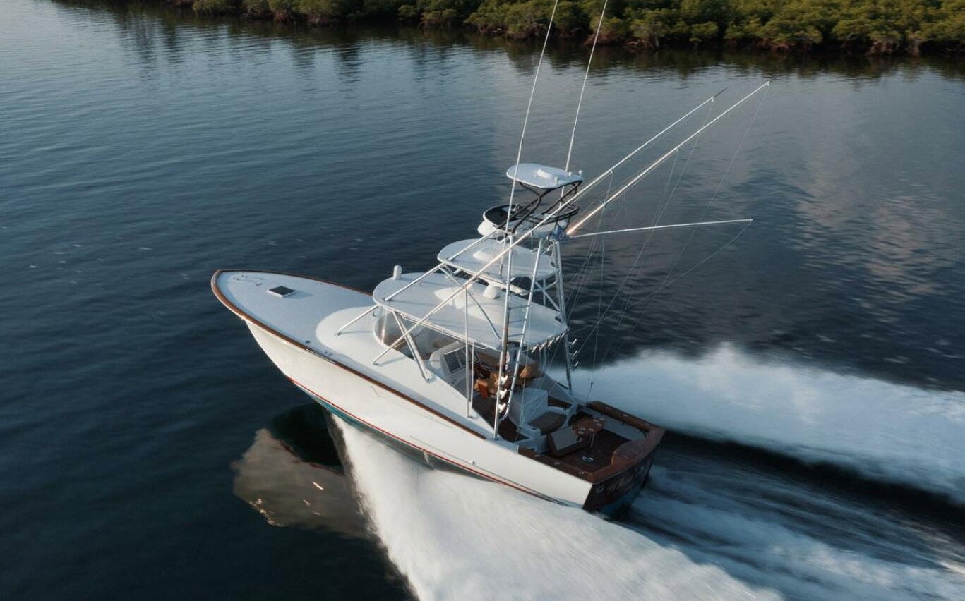 custom sportfishing boat equipped with pod drives for better handling