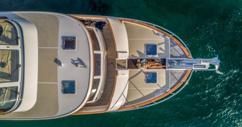 foredeck on marlow 72