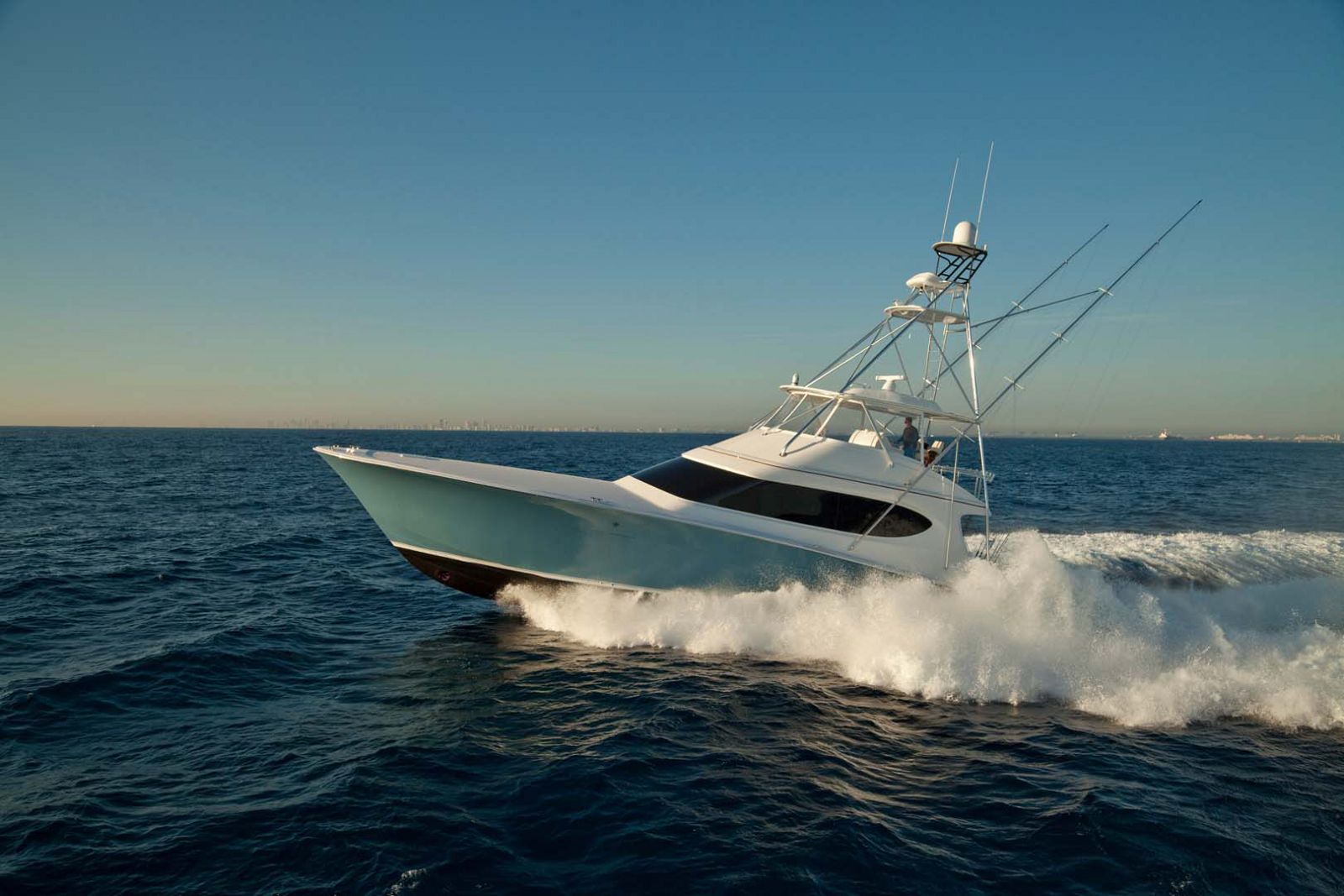 Hatteras Yachts GT70 Sportfish Miami