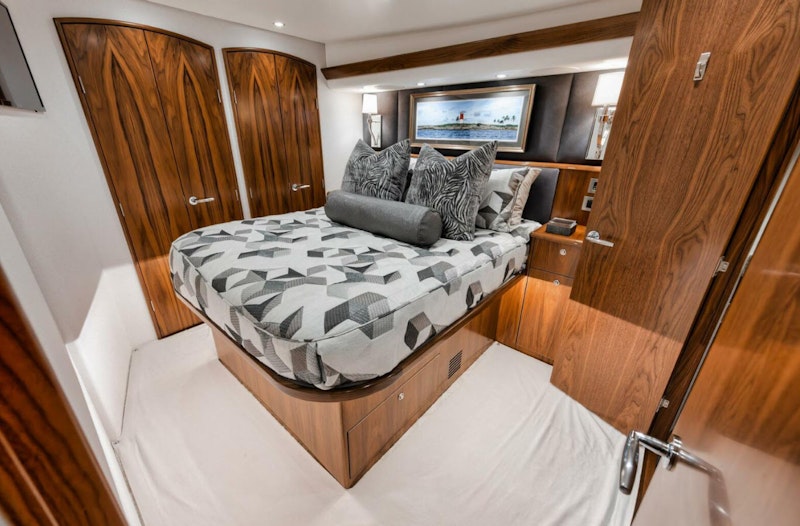 master cabin on 2022 viking 58 convertible