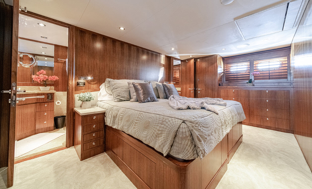 master stateroom on florida yacht charter