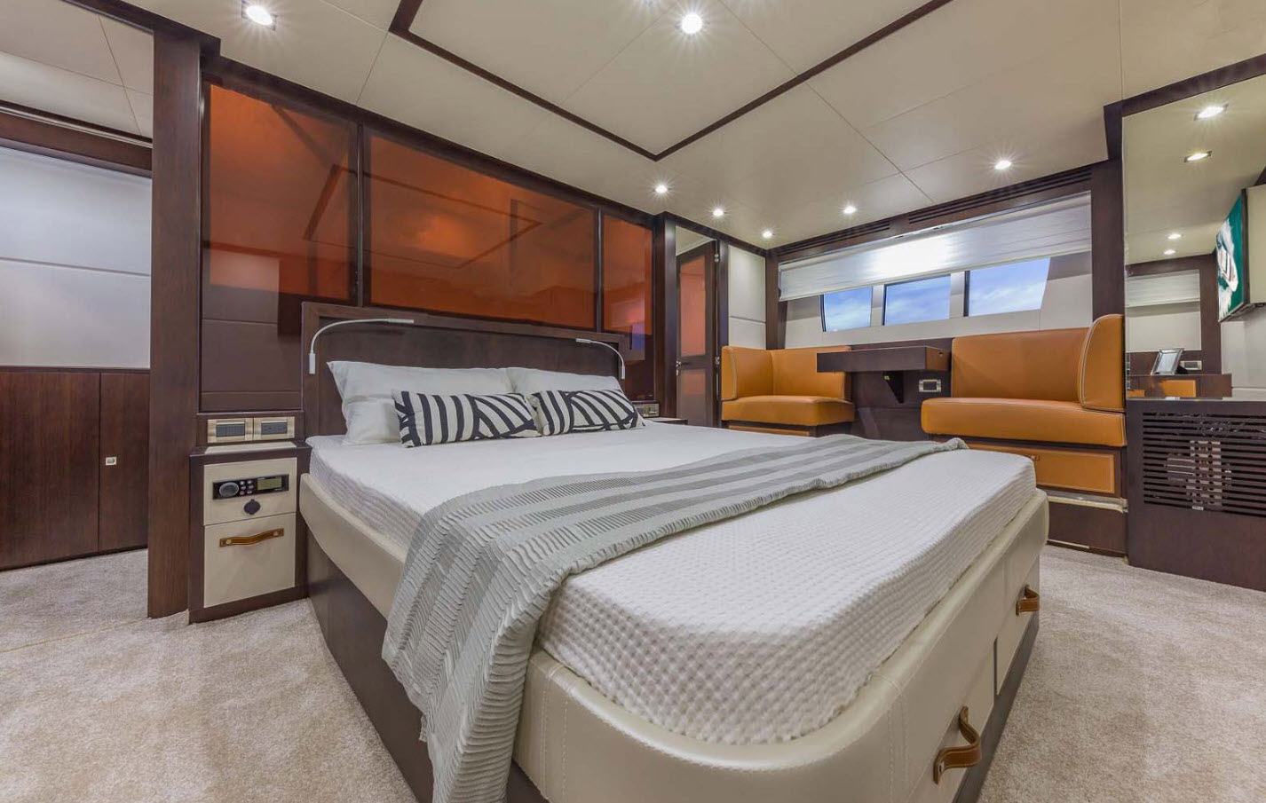 master stateroom on the dyna 68