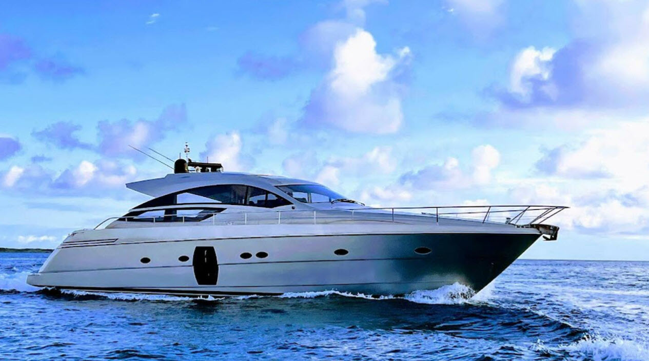pershing yachts at the fort lauderdale boat show 2023