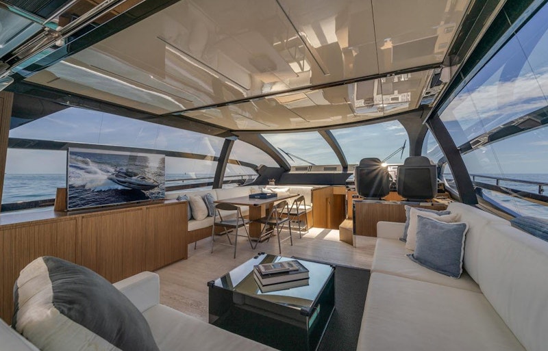 salon on riva 76 perseo