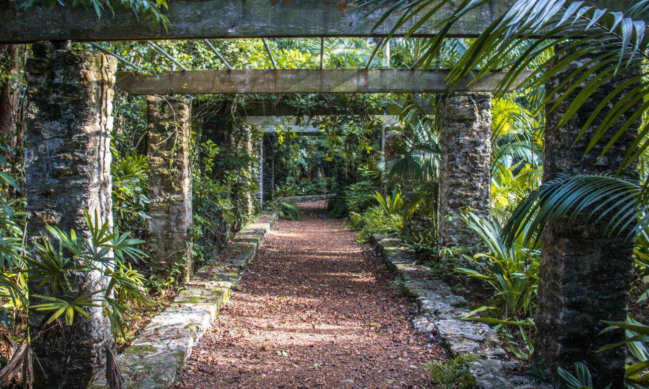 the retreat gardens bahamas