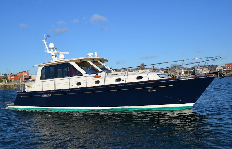 hunt yachts for sale