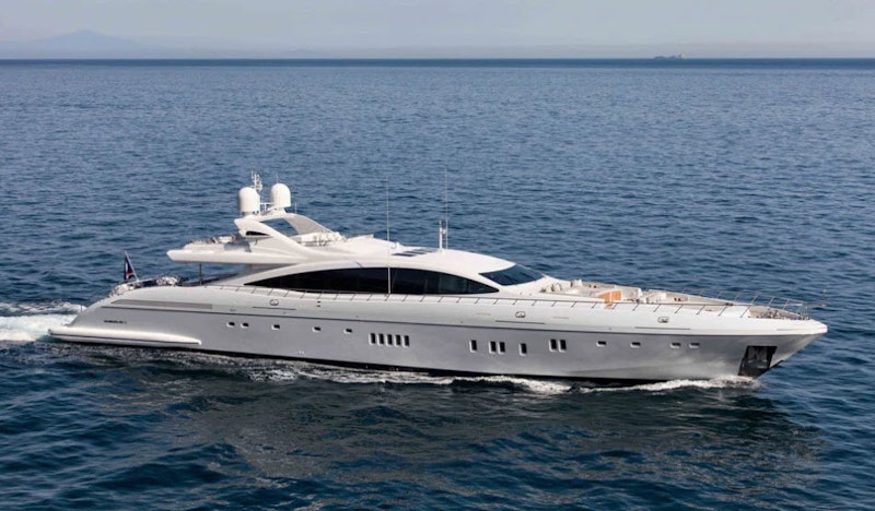 mangusta yachts for sale