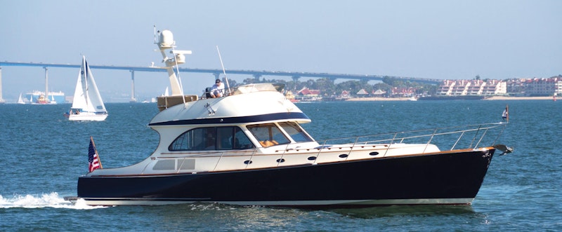 used-hinckley-yacht-for-sale-main