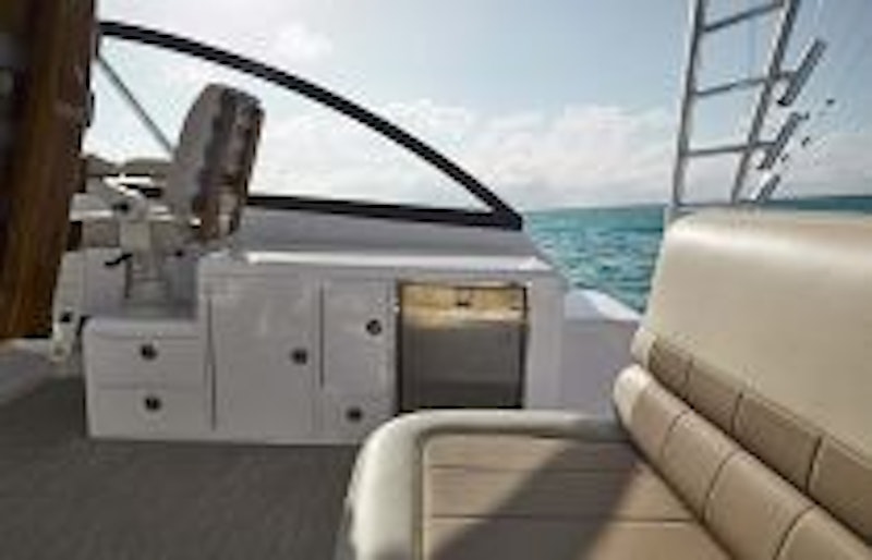 photo of storage and seating on cabo 41