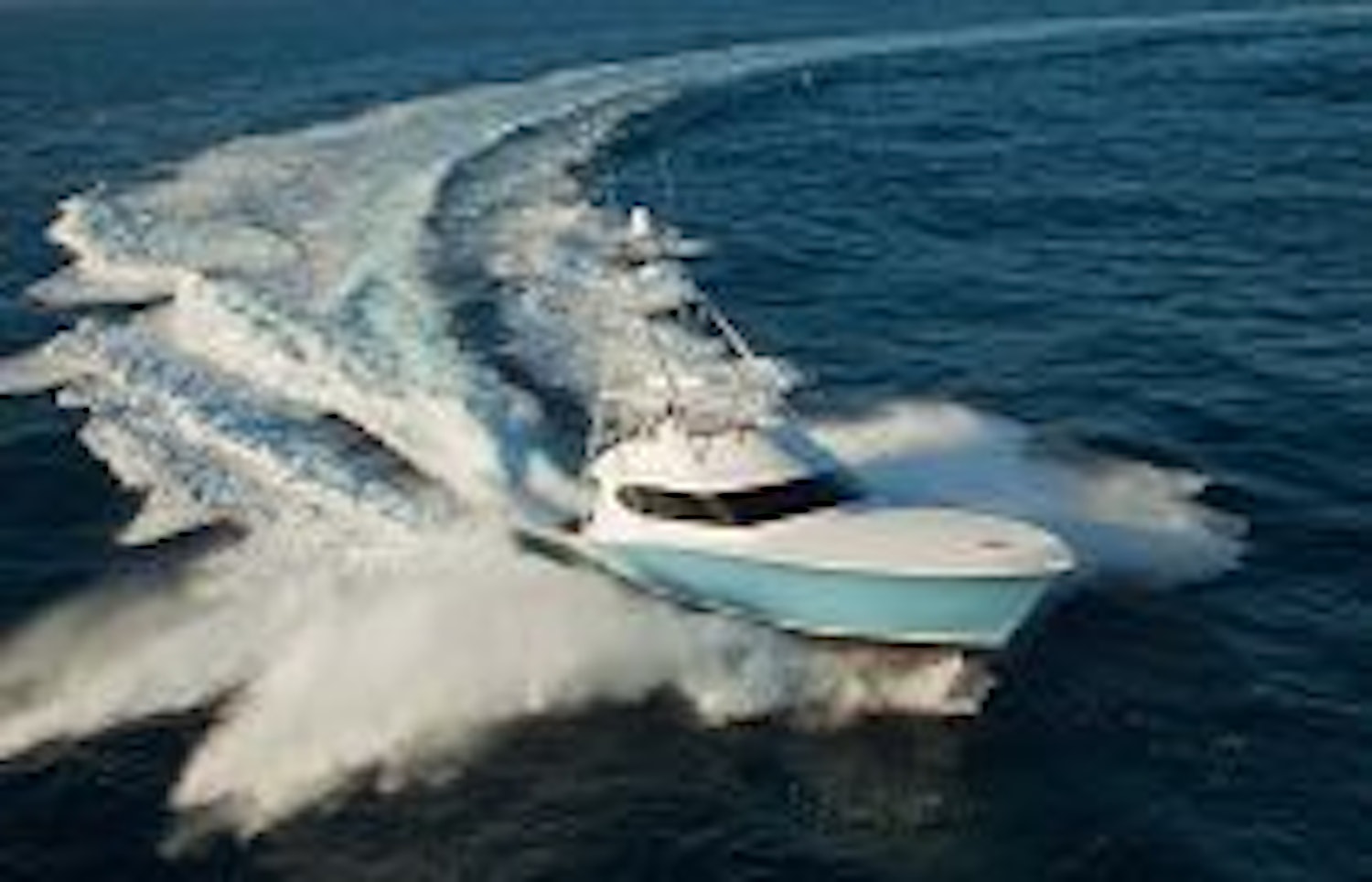 photo of Hatteras GT70 Turning