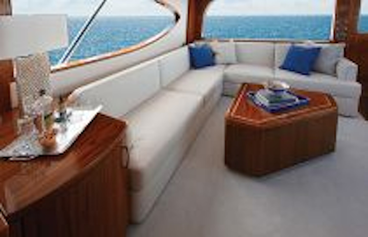 photo of Hatteras Yachts GT70 Interior