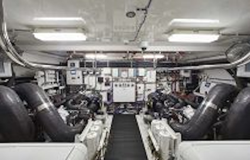 photo of Hatteras M90 Panacera Engine Room 2