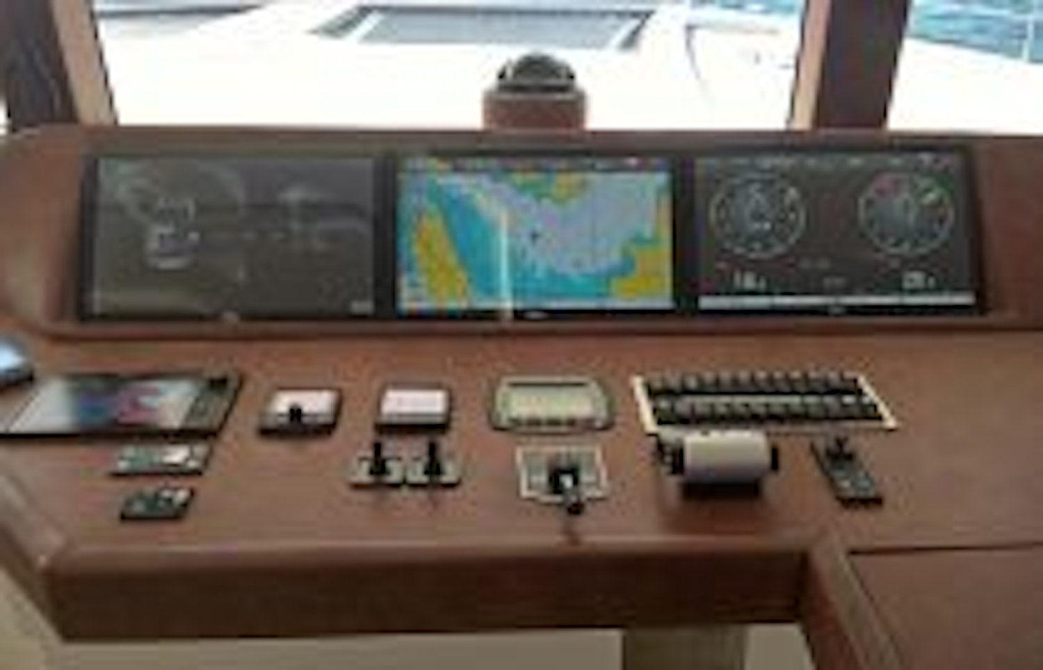 photo of Silent Yachts 64